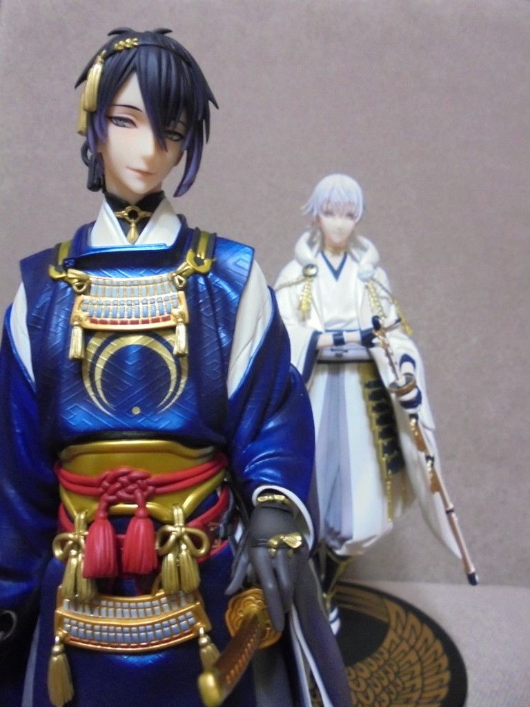 開箱】刀剣乱舞（刀劍亂舞） 三日月宗近GSC 1/8（圖多殺貓請小心